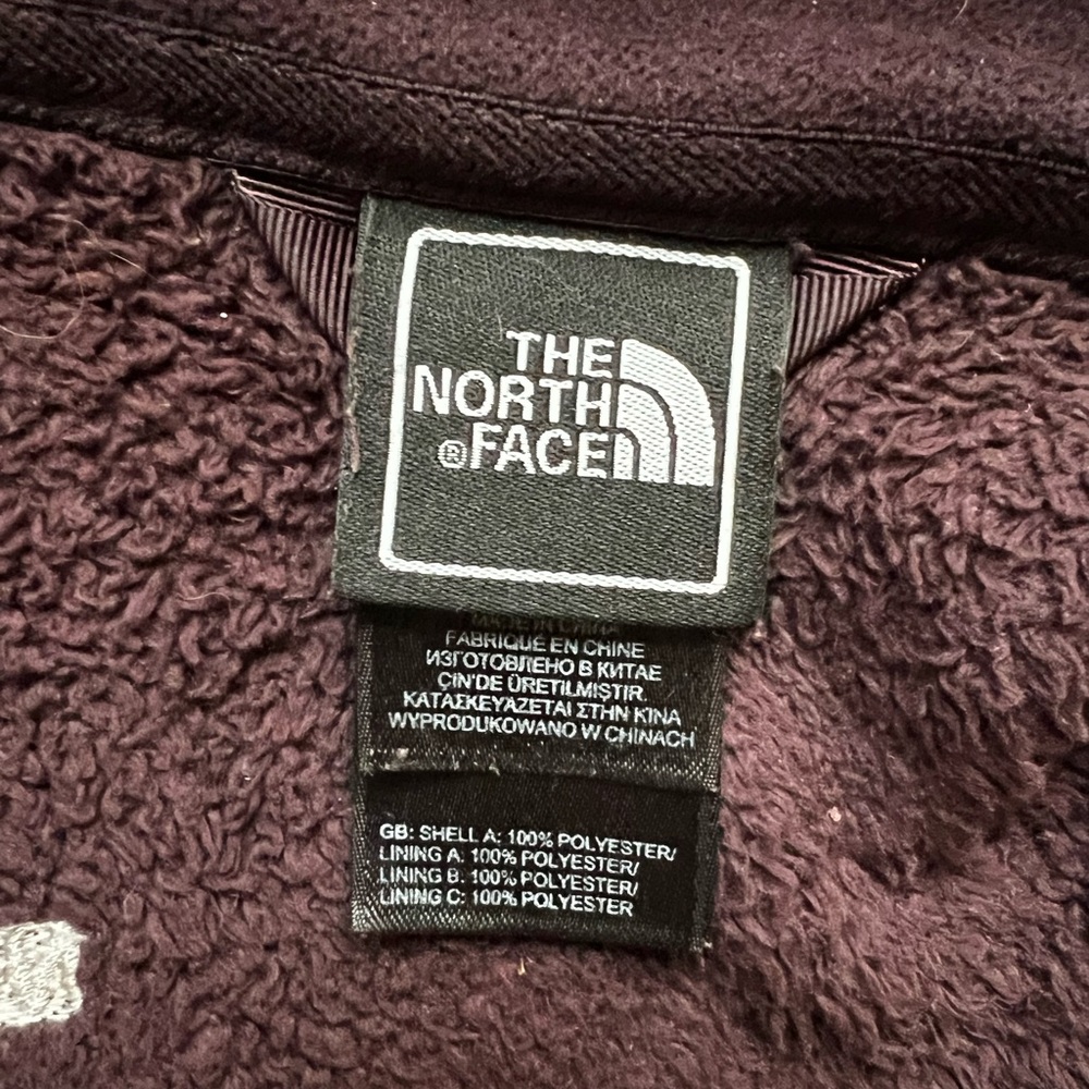 The North Face Women's Purple Jacket - Picture 3 of 3